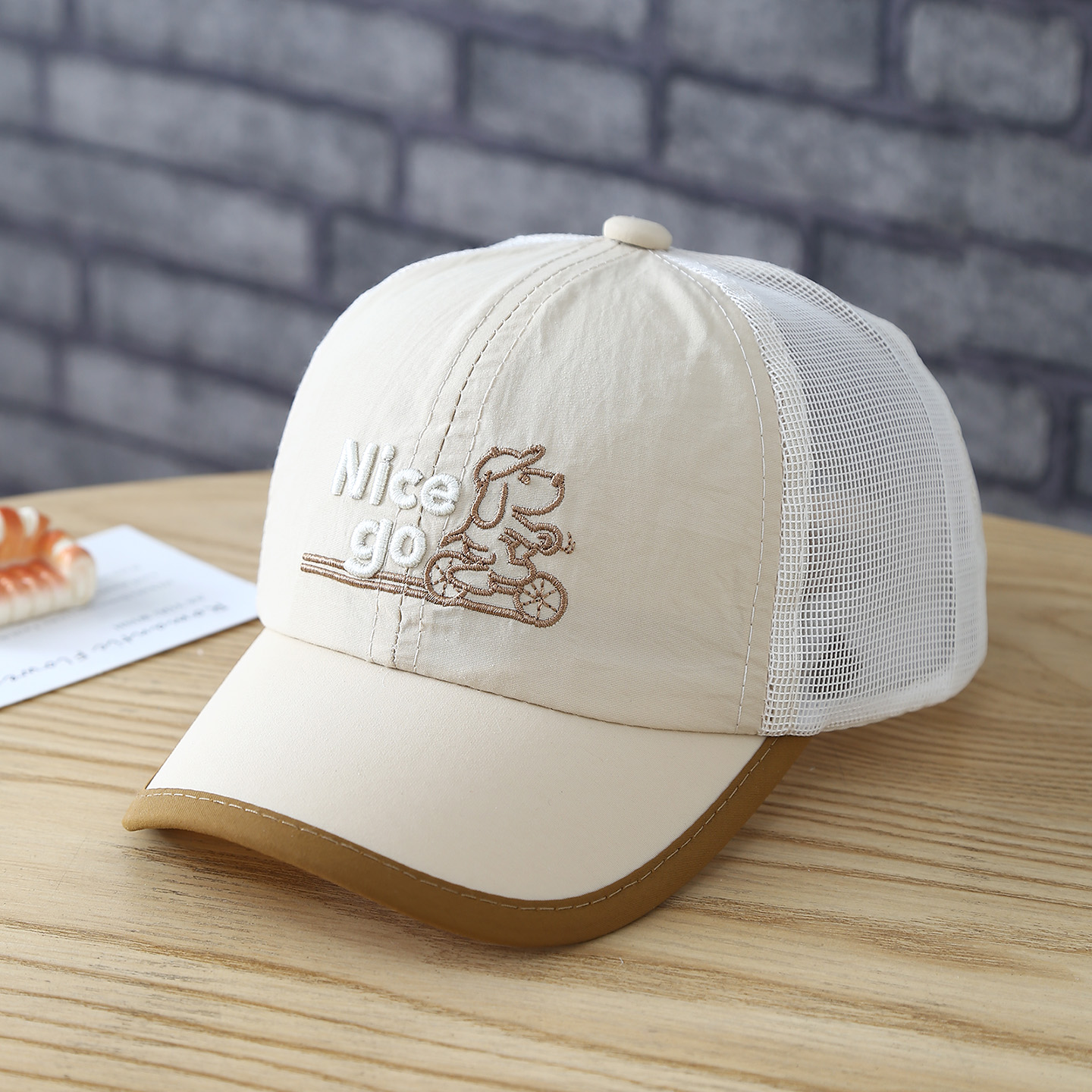 Letnia, szybkoschnąca czapka b – Embroidery Cap recenzja i cena