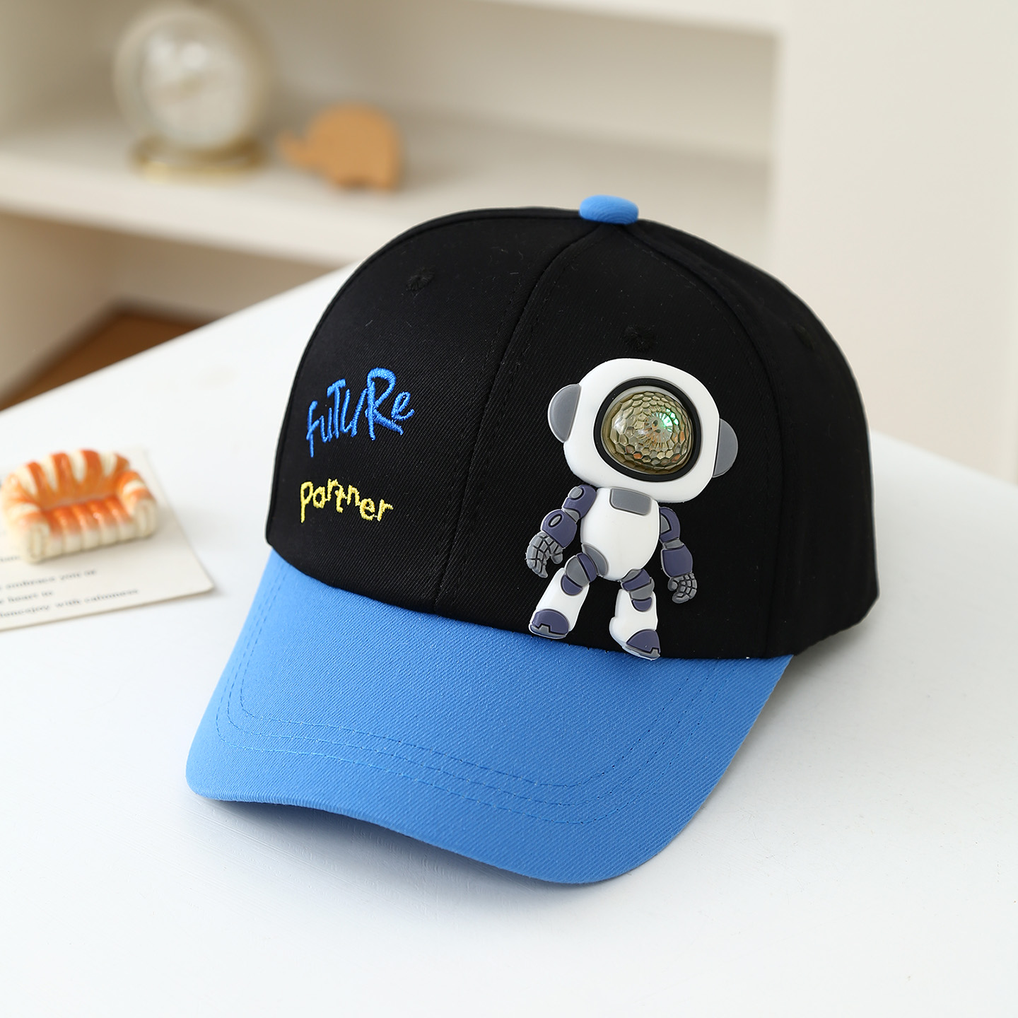 Miękka gumowa lalka robot dla  – Embroidery Cap recenzja i cena