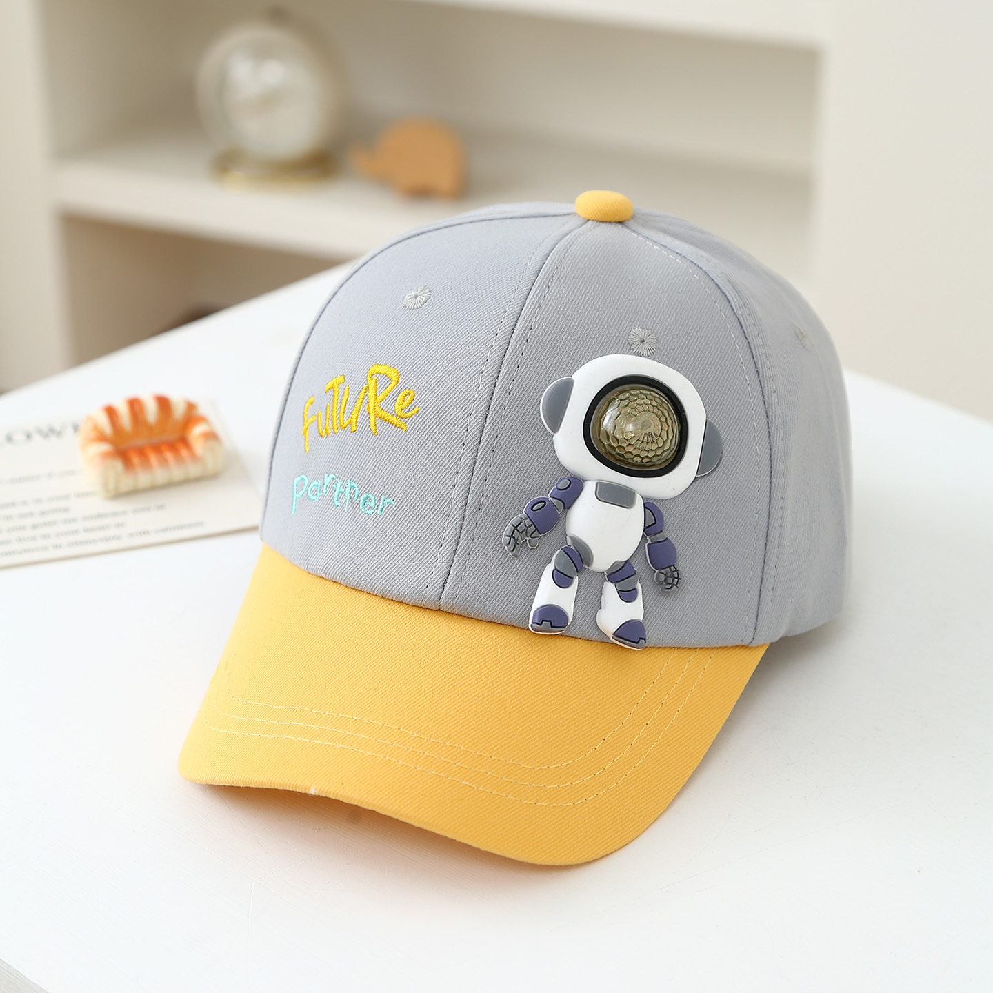 Miękka gumowa lalka robot dla  – Embroidery Cap recenzja i cena