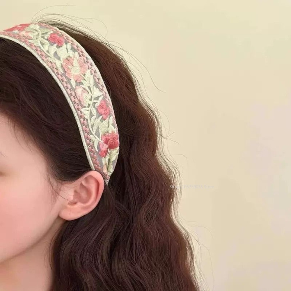 Wiosenna Koronkowa Haftowana K – Embroidery Hooping recenzja i cena