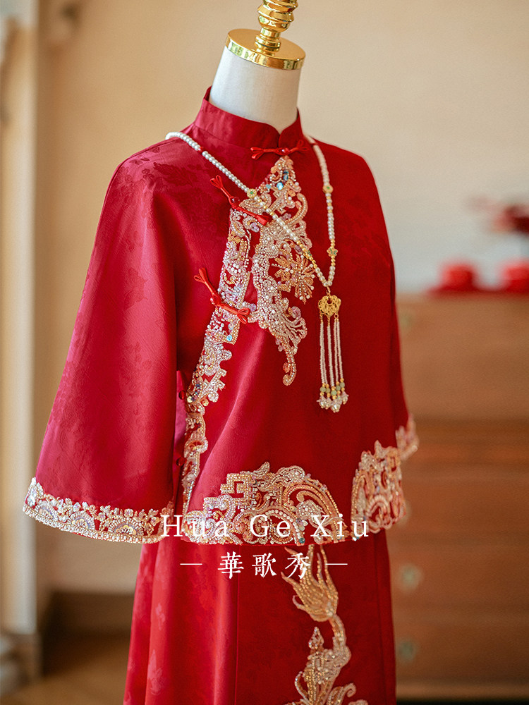 Czerwona chińska suknia ślubna – Embroidery Outfit recenzja i cena